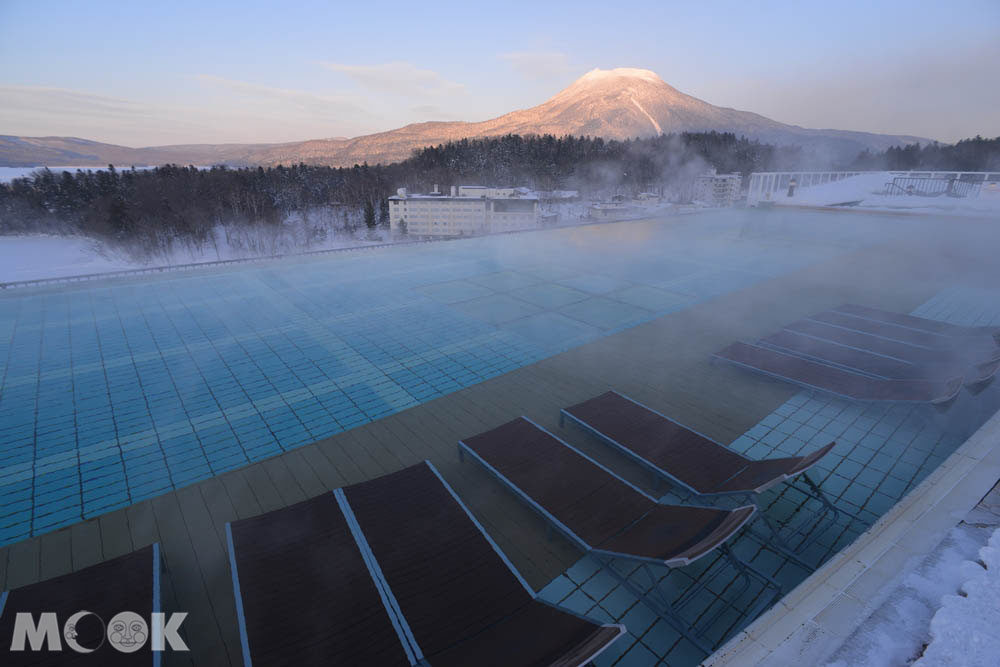 北海道阿寒湖的溫泉與雪景