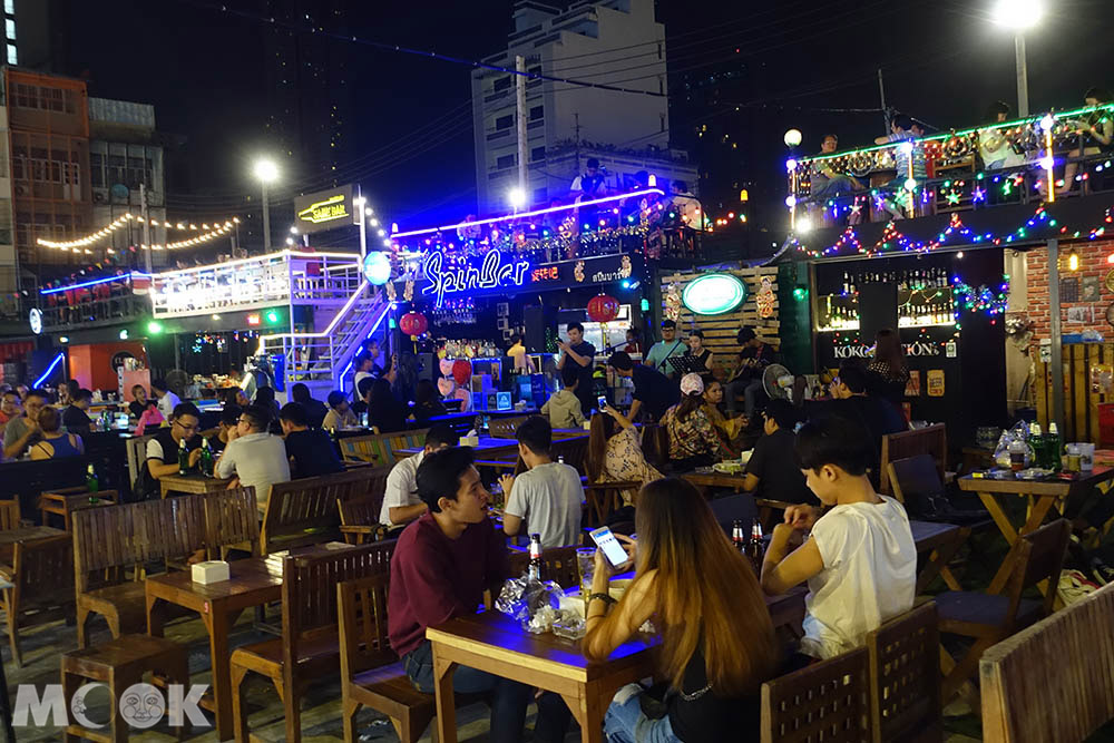 泰國 曼谷 夜市 市集 Neon 霓虹夜市 水門市場