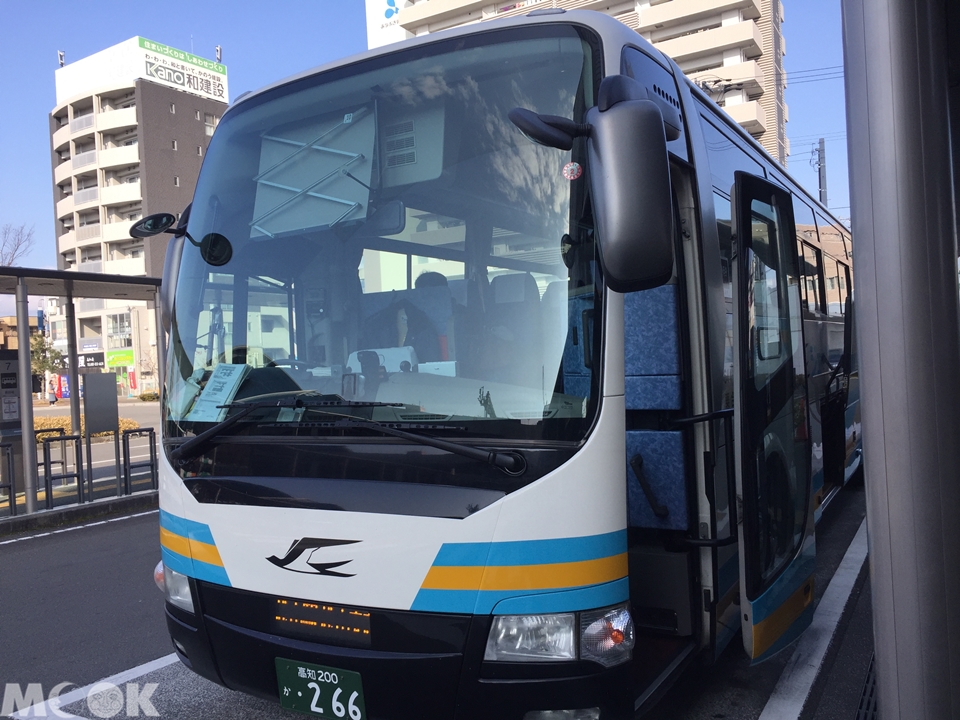 墨刻MOOK日本四國高知車站高速巴士