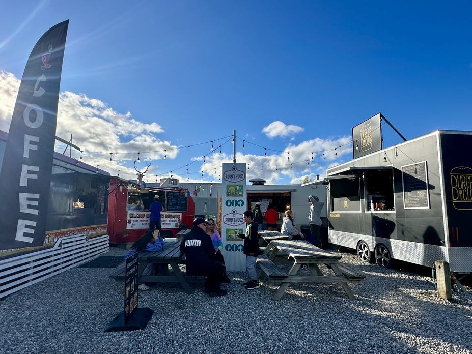 瓦納卡餐車 wanaka food truck