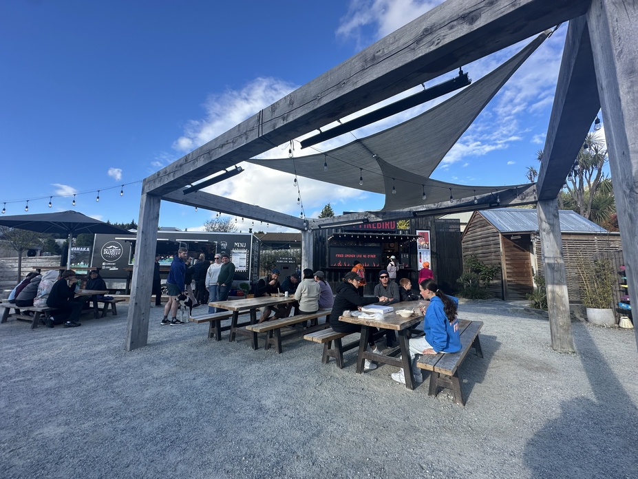 瓦納卡餐車 wanaka food truck