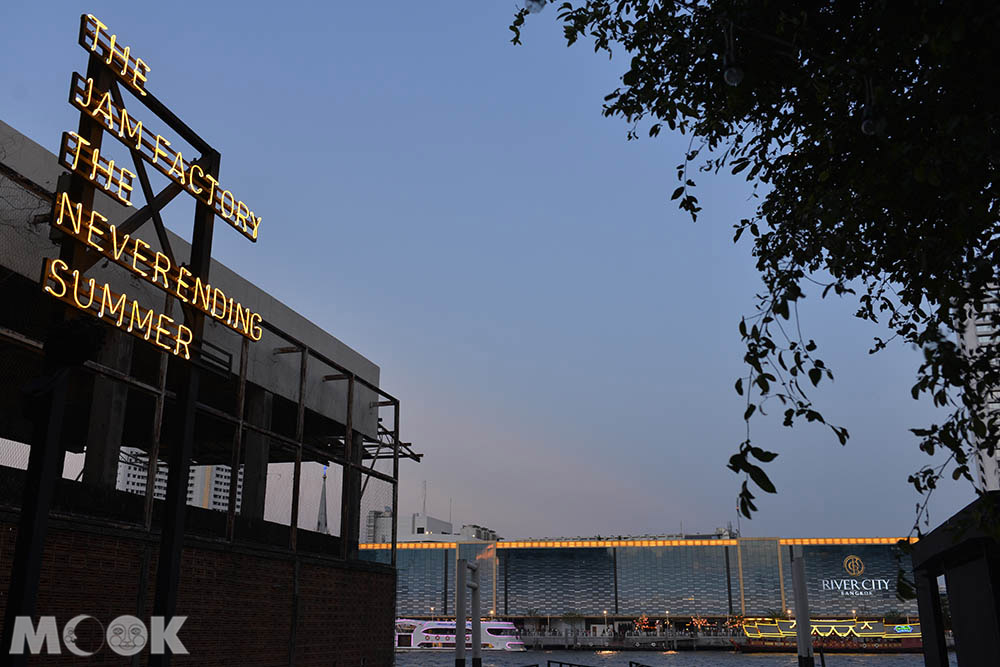 曼谷【The Jam Factory】舊倉庫變河畔創意區，The Never Ending Summer餐廳、商店、市集都好悠哉 Blog